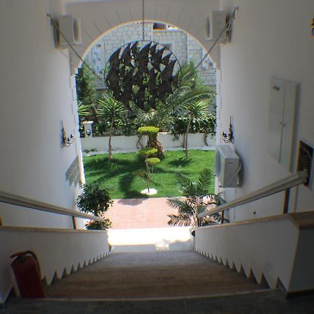 Lapis Port Surf Hotel Alacati Exterior photo
